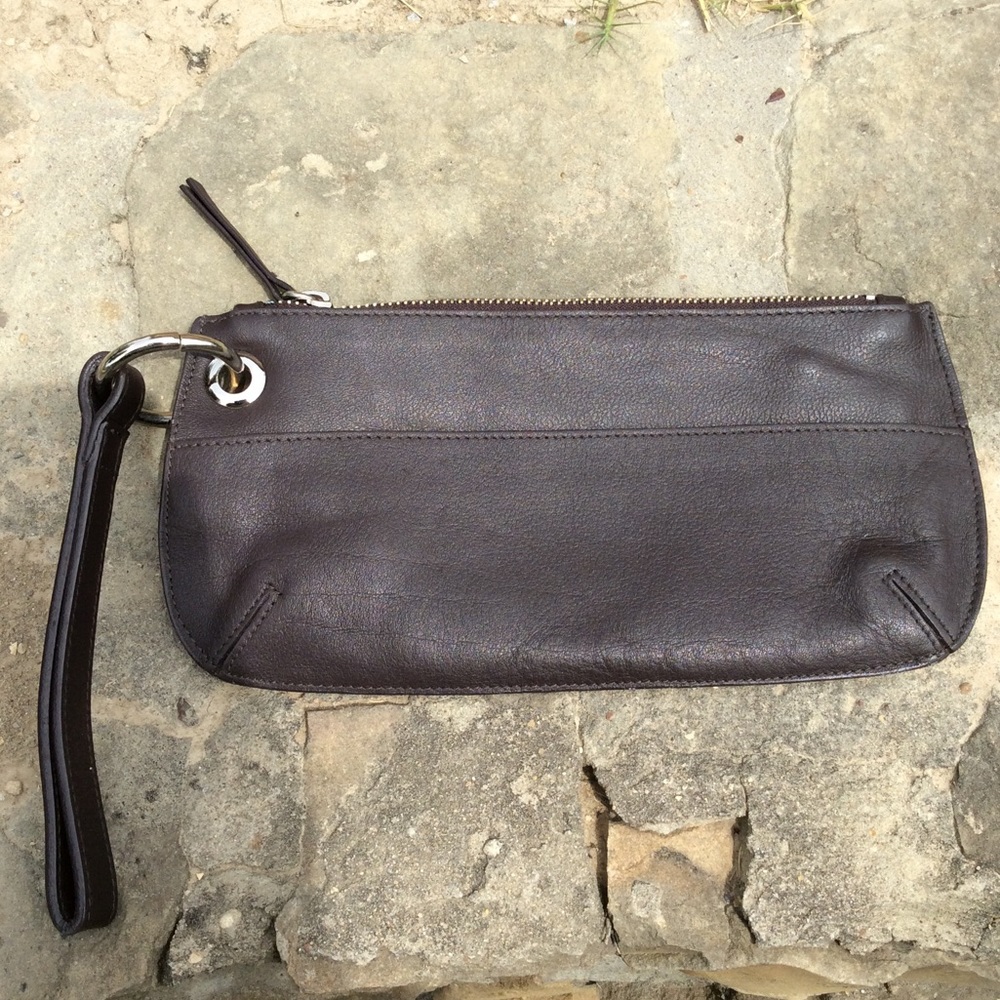 OLD NAVY BROWN LEATHER WRISTLET